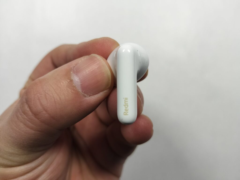 Xiaomi Redmi Buds 6 Proイヤホン画像