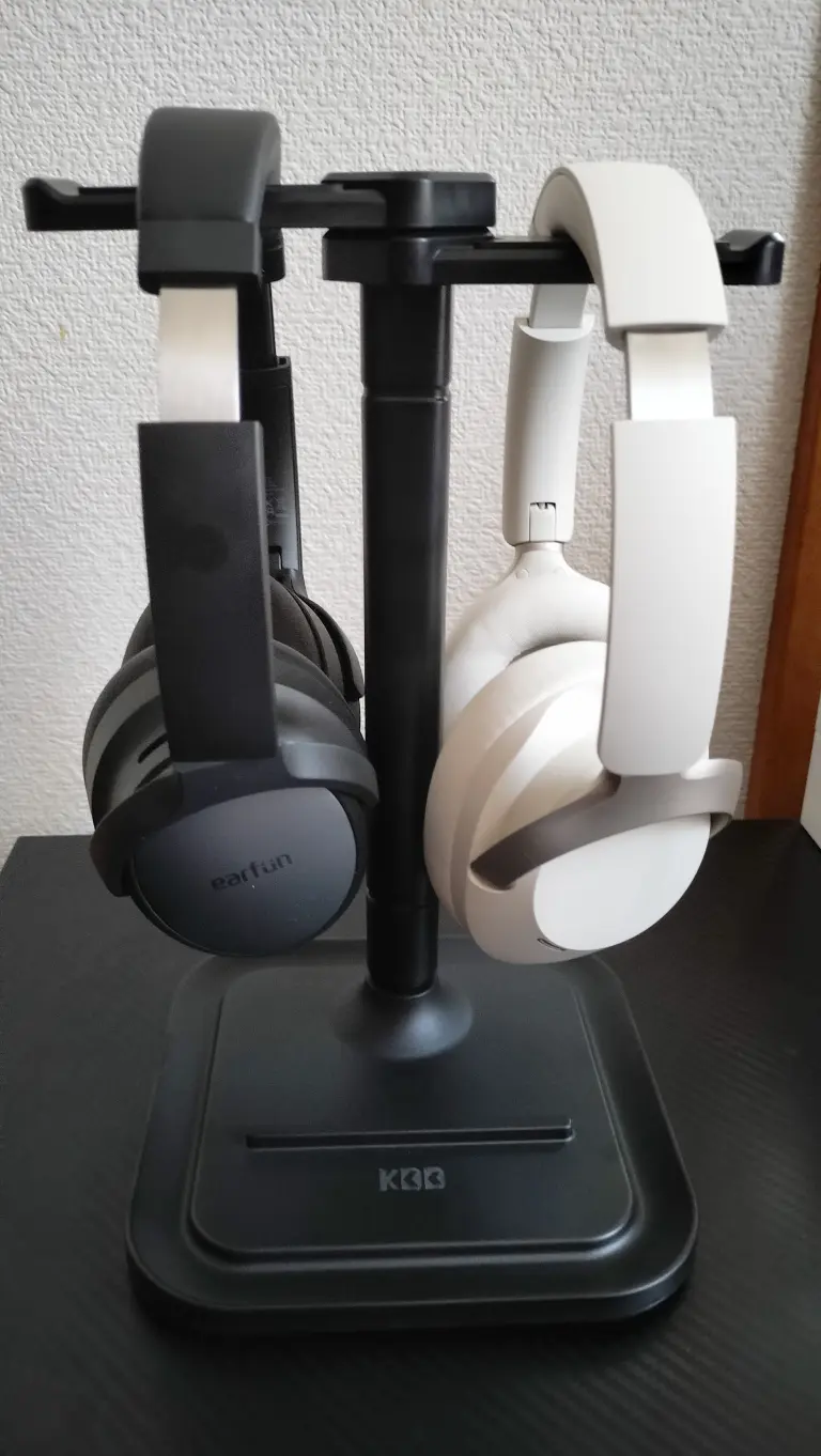 ヘッドホンが2つになったからスタンド購入したよ【KDD 卓上 ヘッドホン